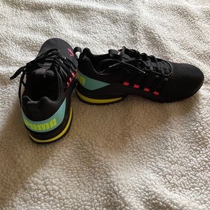 Women’s shoes puma size 8.5